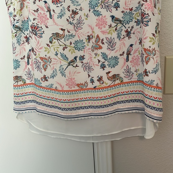 Rose and Olive fully lined sleeveless top. Size M - Picture 2 of 10